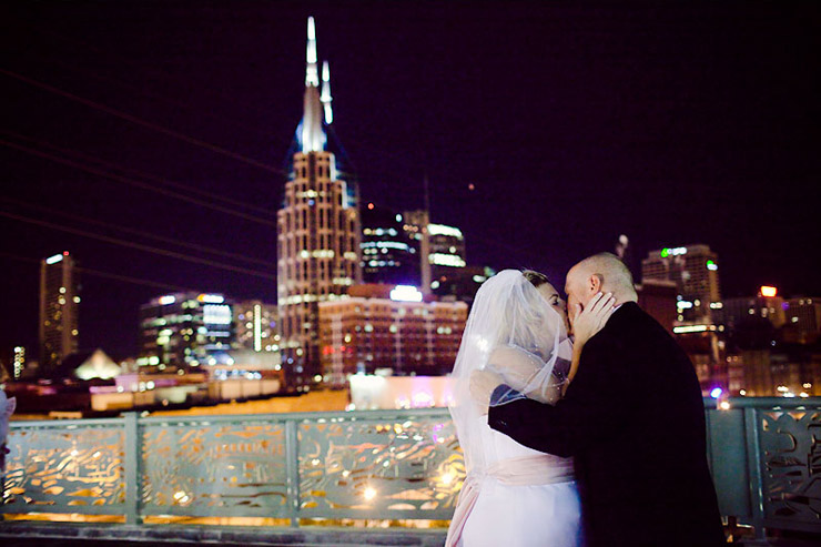 nashville pedestrian bridge wedding photography