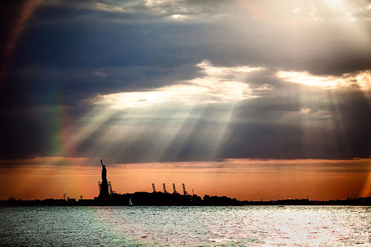 sunset statue of liberty 