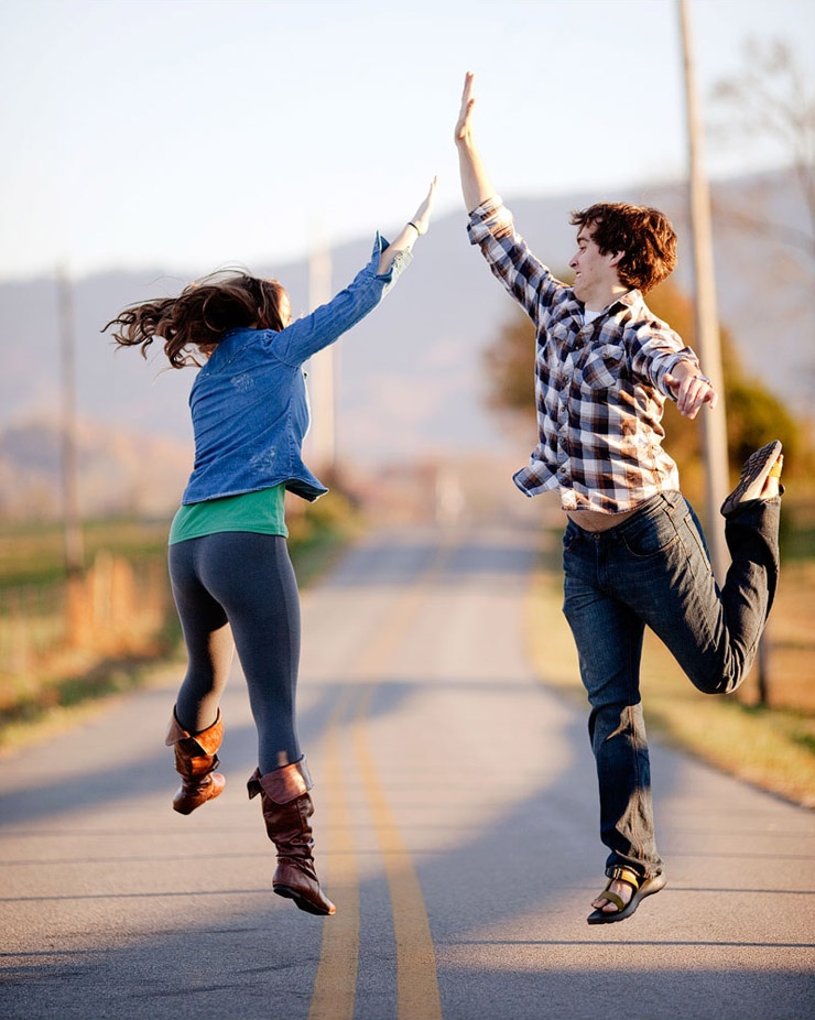 lakin and zach engagement photos near smokey mountains