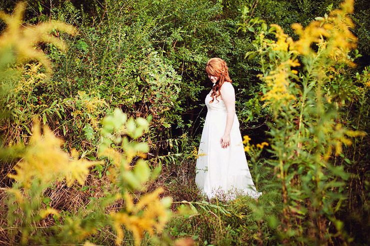  natural bridal portrait in walland tennessee