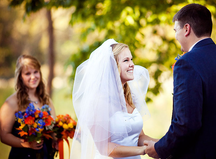  carin giving her vows at big ridge national park wedding in tennessee